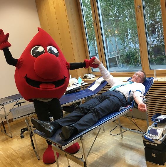Foto: drk.blutspendedienst.nordost Foto: drk.blutspendedienst.nordost
